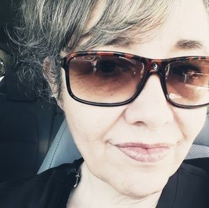 Meet your Posher, Bethany